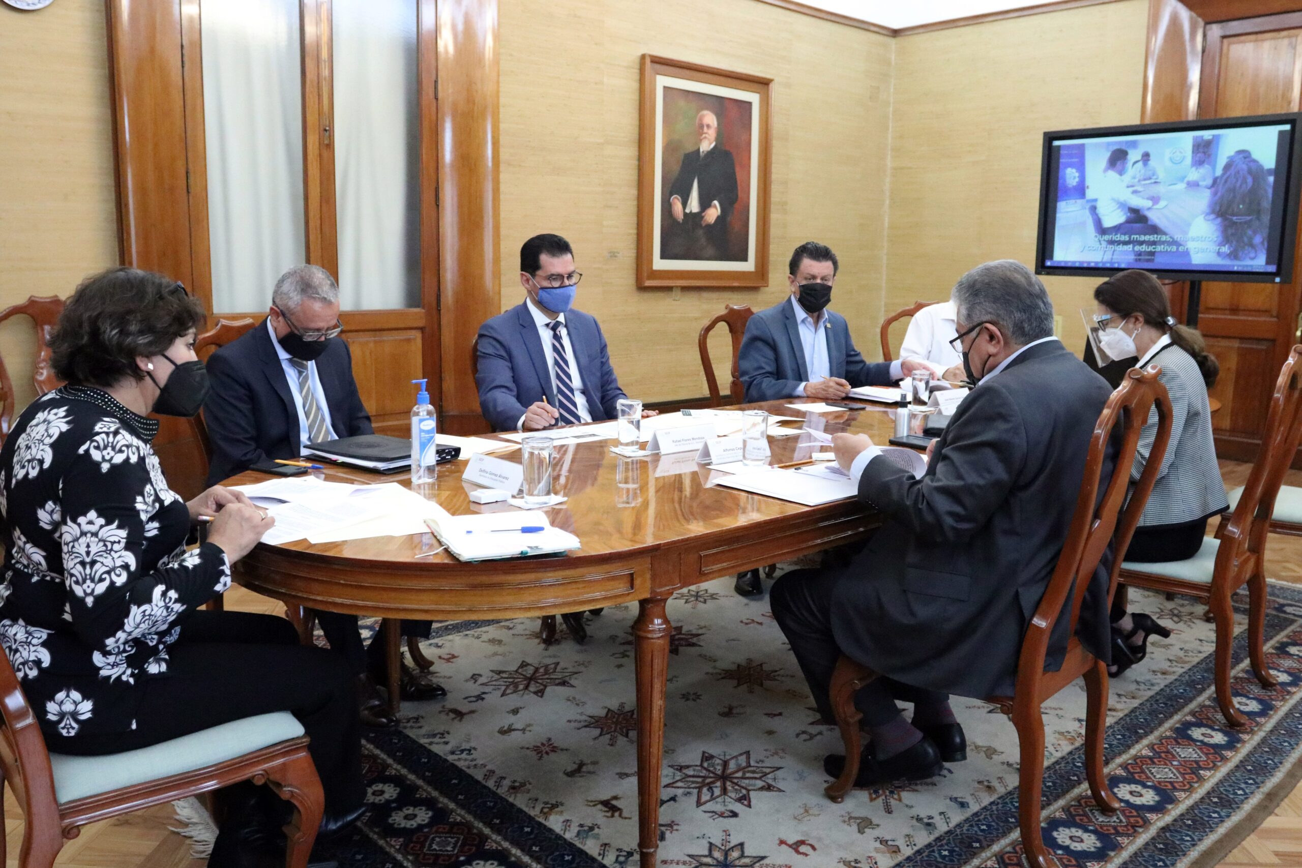 Firma SNTE y SEP acuerdo para regreso a clases este 7 de junio