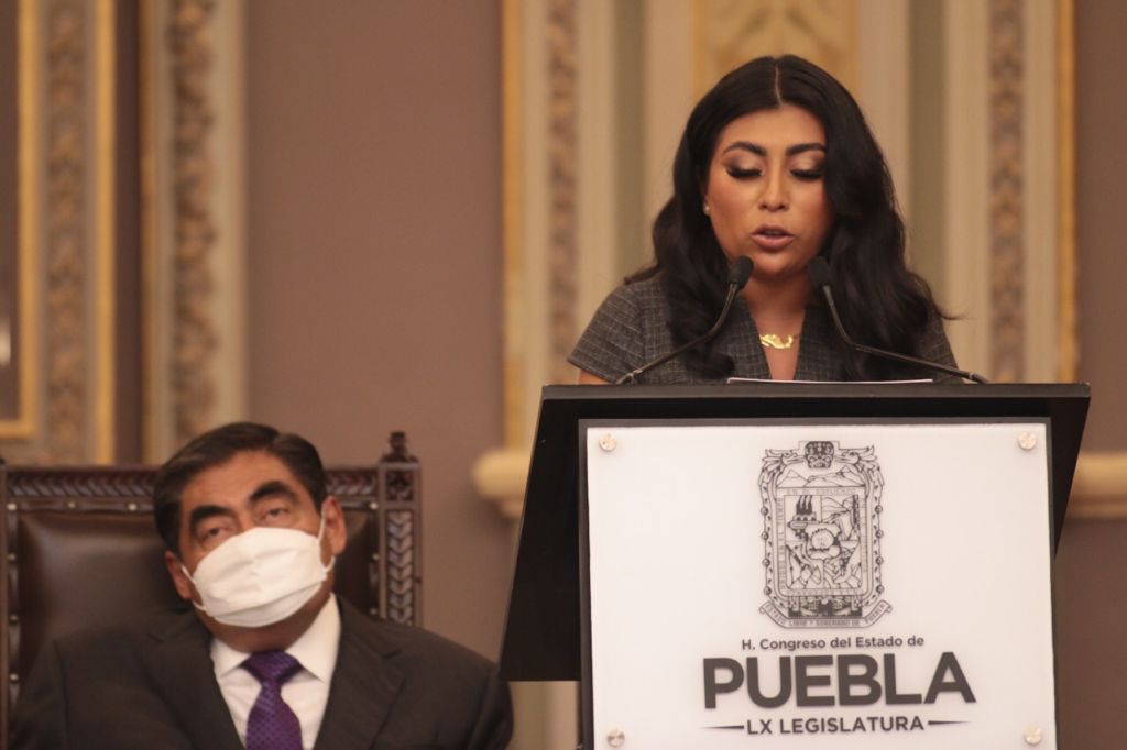 LX Legislatura actuó en favor de los poblanos, destaca Nora Escamilla al rendir su tercer informe como presidenta del Congreso