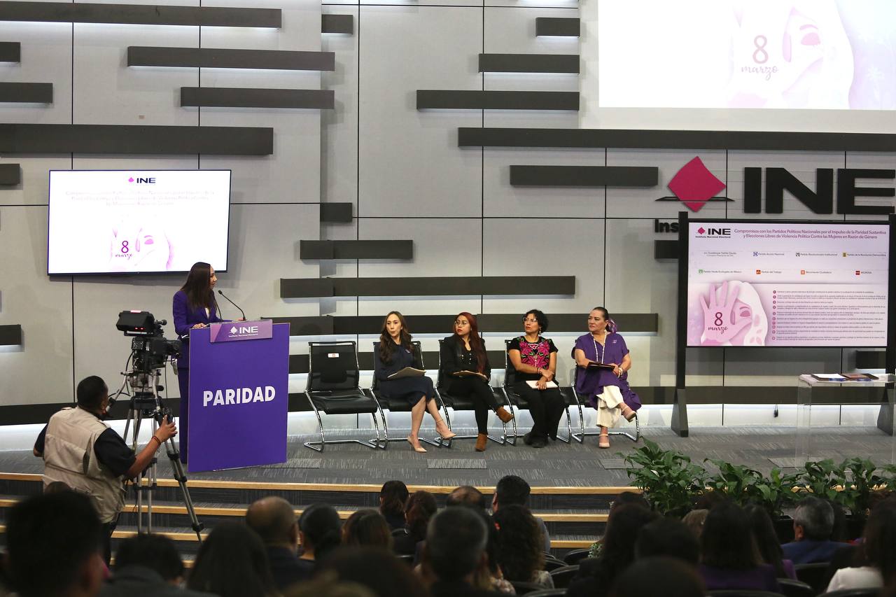Firma Acción Nacional compromisos Por el impulso de la Paridad Sustantiva y Elecciones Libres de Violencia Política contra las Mujeres en Razón de Género