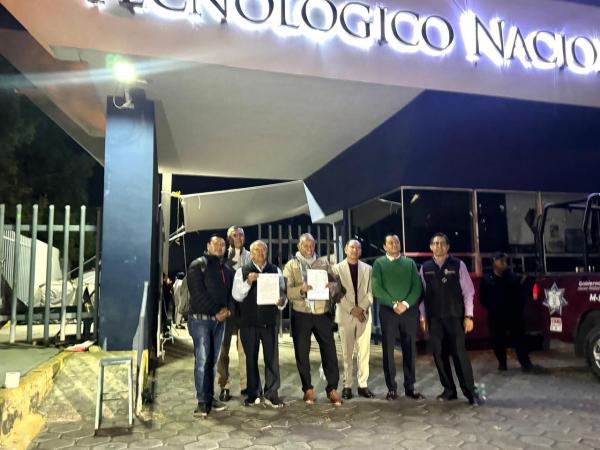 Gobierno de Puebla y estudiantes acuerdan reiniciar clases presenciales en el ITSST