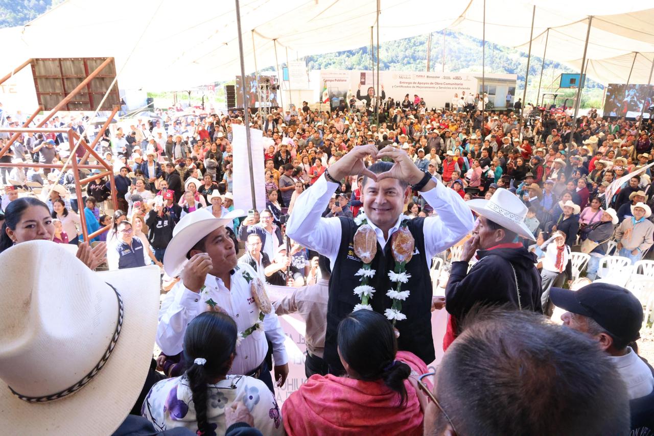 Con apoyos históricos al campo, gobierno estatal impulsa producción agrícola en Cuautempan