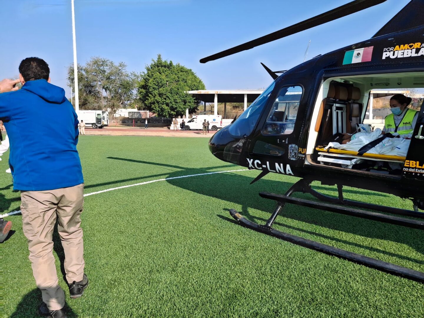 Ambulancia aérea desde Chiautla de Tapia permite atención oportuna a joven embarazada