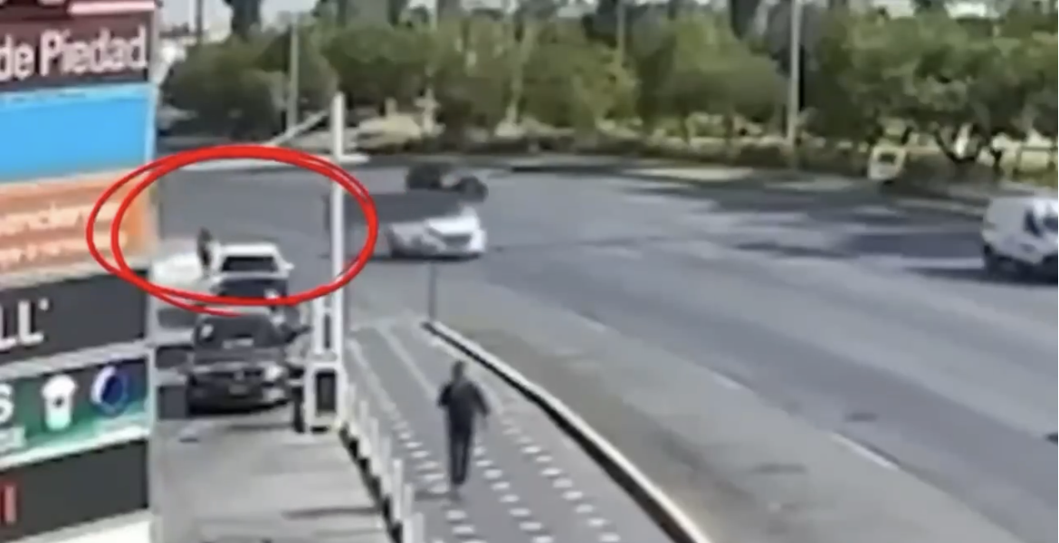 Video de la carambola en Vía Atlixcáyotl reaviva indignación en Puebla