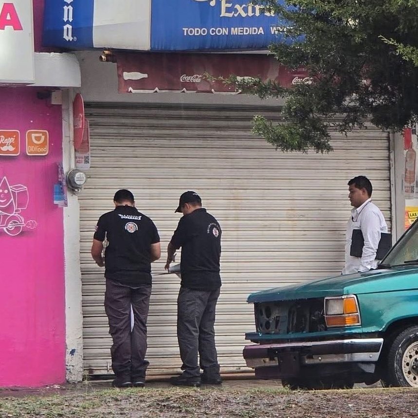 Cierran Miscelánea Géminis en San Claudio tras denuncia viral por daños a vehículo