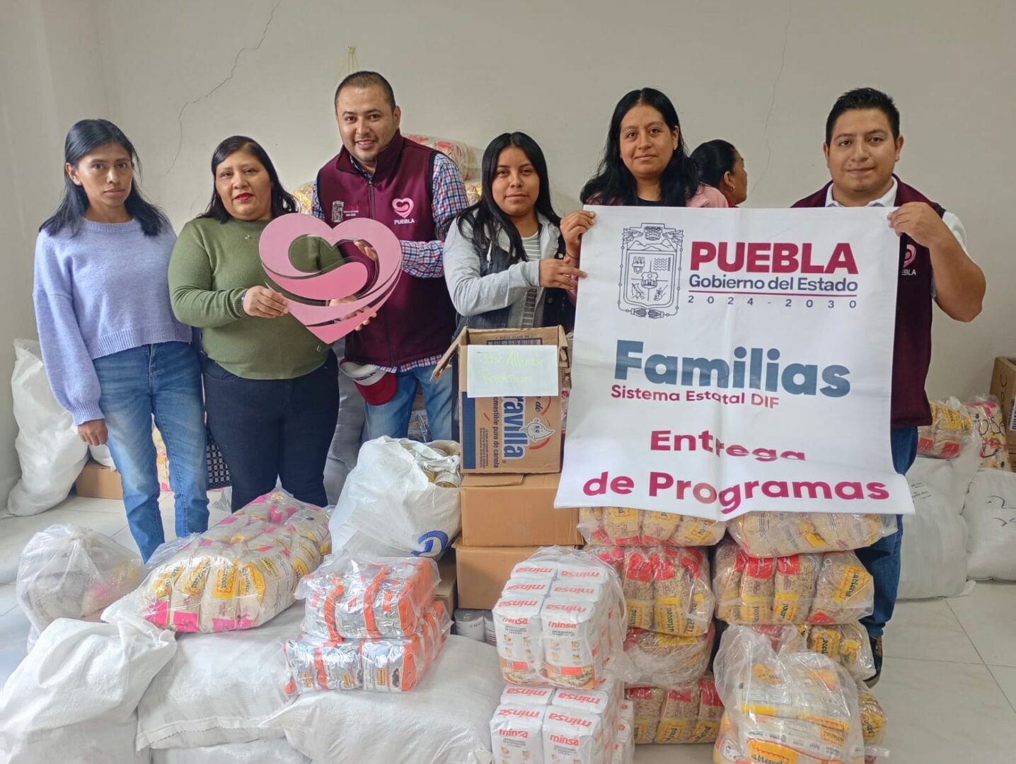 SEDIF acerca alimentos saludables a niñas y niños de escuelas poblanas