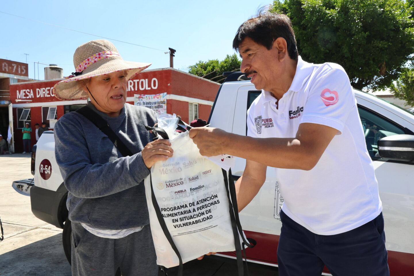 Protege SEDIF a familias en situación vulnerable con nutritivas canastas alimentarias