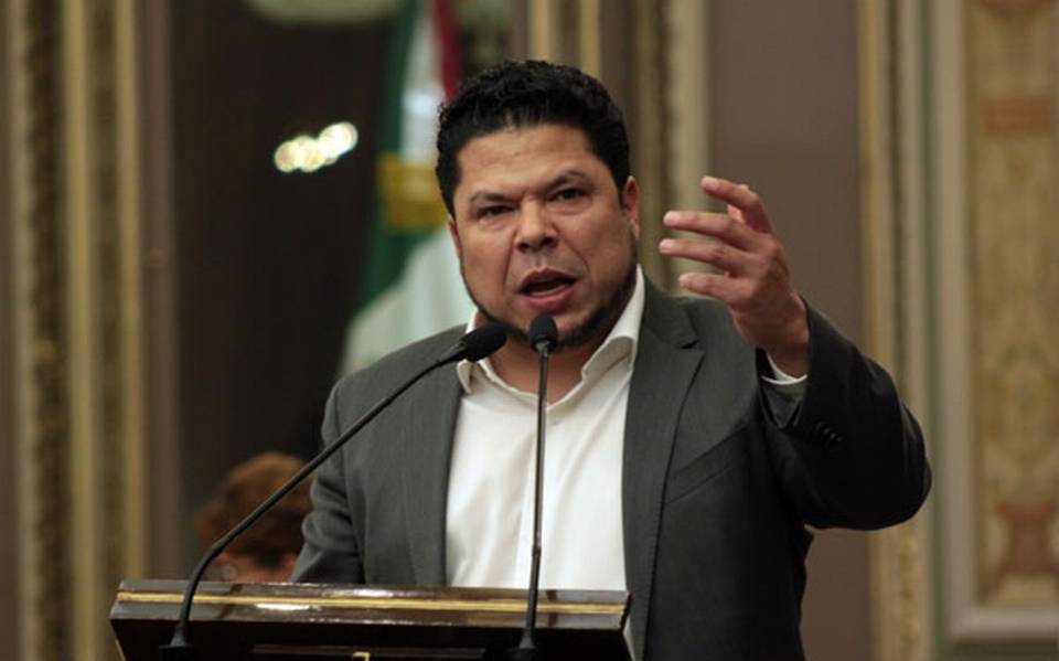 Desmiente Gabriel Biestro respaldo a Claudia Rivera