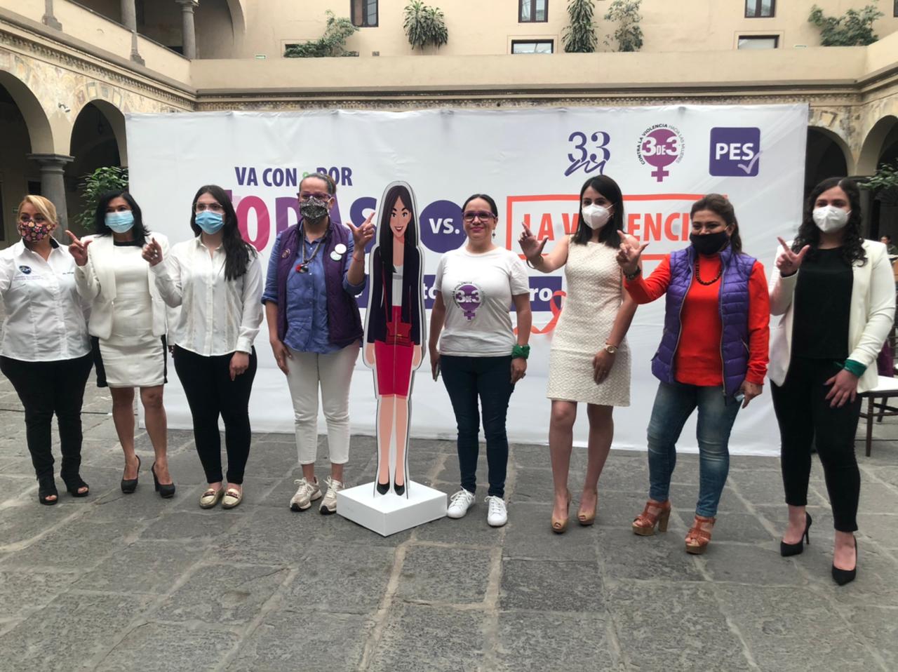 #TerritorioSeguro: Colocará PES siluetas de mujeres en Puebla capital para visibilizar la violencia de género