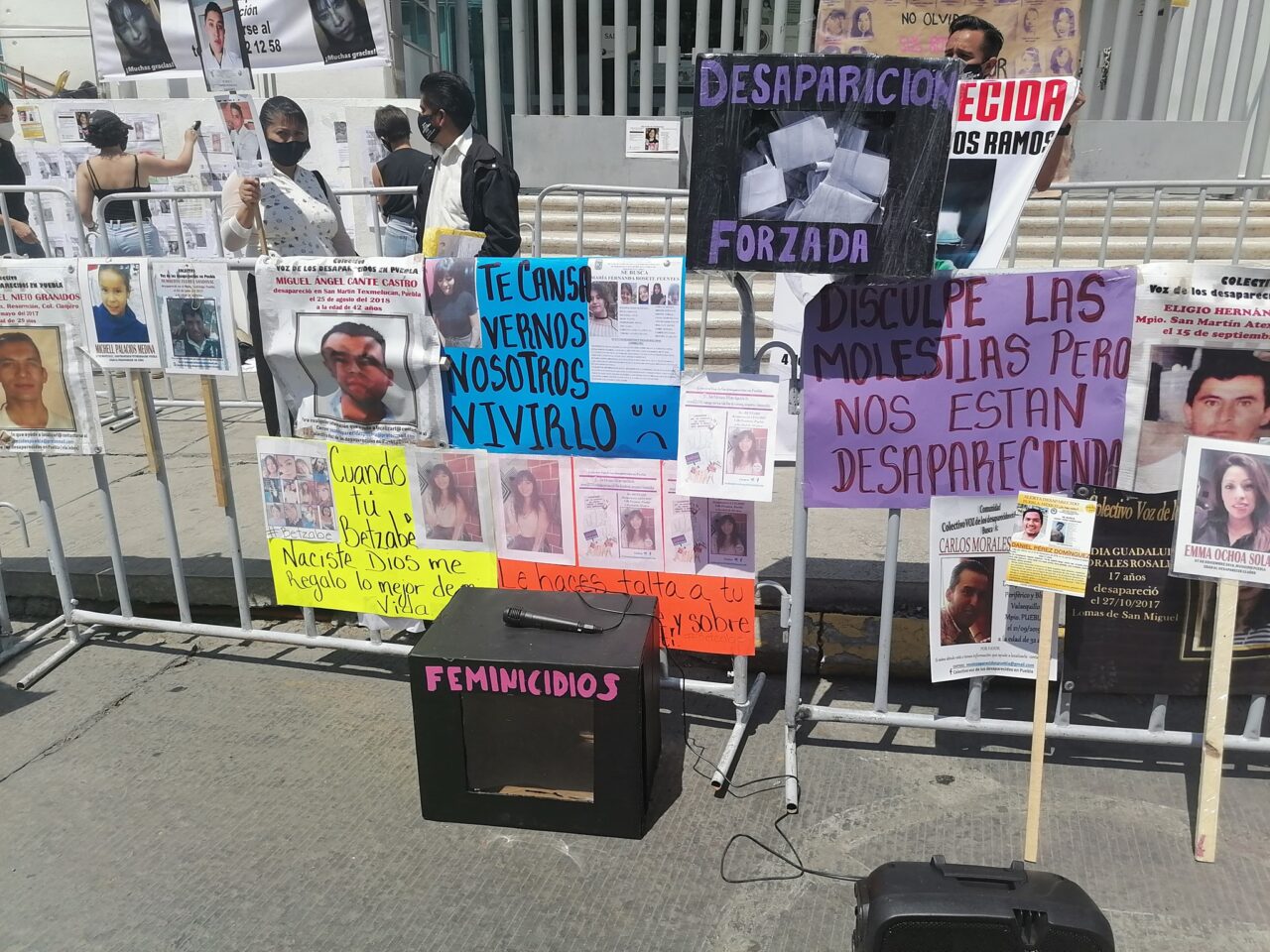 Colectivo “Voces de los desaparecidos” marchan en Puebla