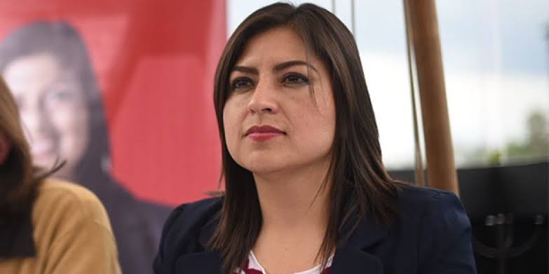 Buscará Claudia Rivera reelección sin dejar la alcaldía