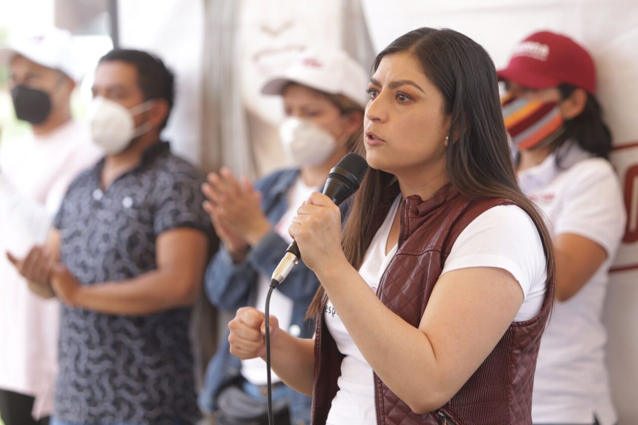Mantener transmisiones en vivo de las licitaciones públicas, promesa de Claudia Rivera