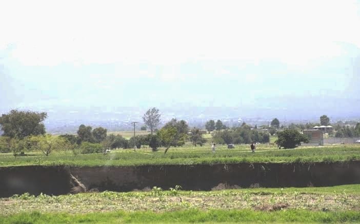 Socavón ¿miedo o asombro? Lo que debes conocer de éste fenómeno natural