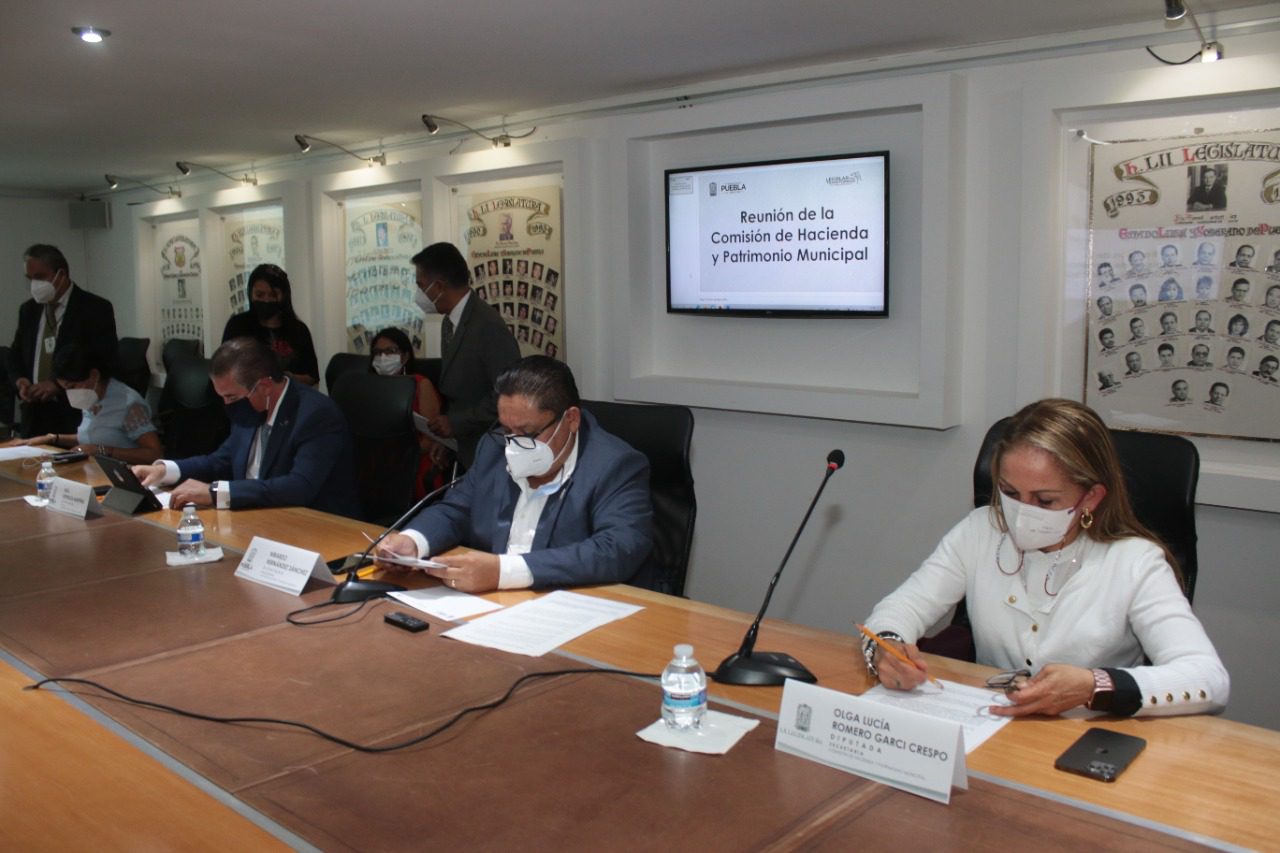 Comisión del Congreso aprueba Dictamen para reorientar inversión del gasto público para atender necesidades de la población