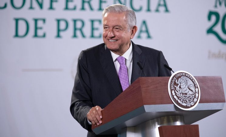 Afirma AMLO que la economía mexicana se mantiene estable