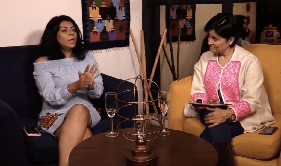 Entrevista con Laura Cortés | Directora de Relaciones Públicas en #MujerTeníasQueSer