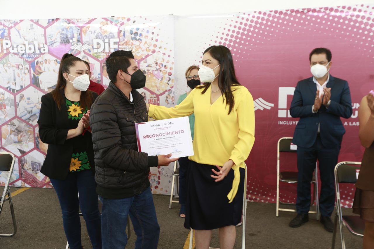 Concluye SMDIF talleres del Departamento de Capacitación e Inclusión Laboral 2021