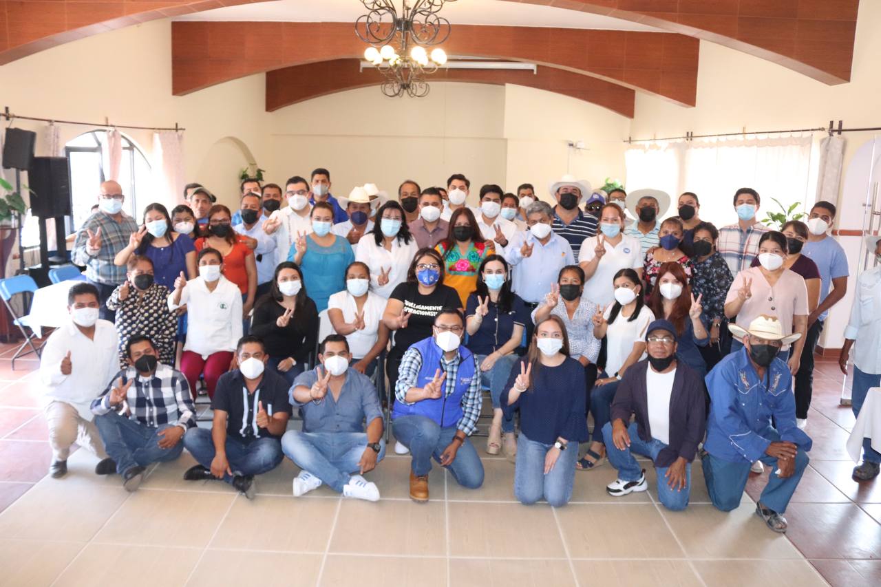 Busca Genoveva Huerta construir un PAN fuerte y ganador en la Mixteca