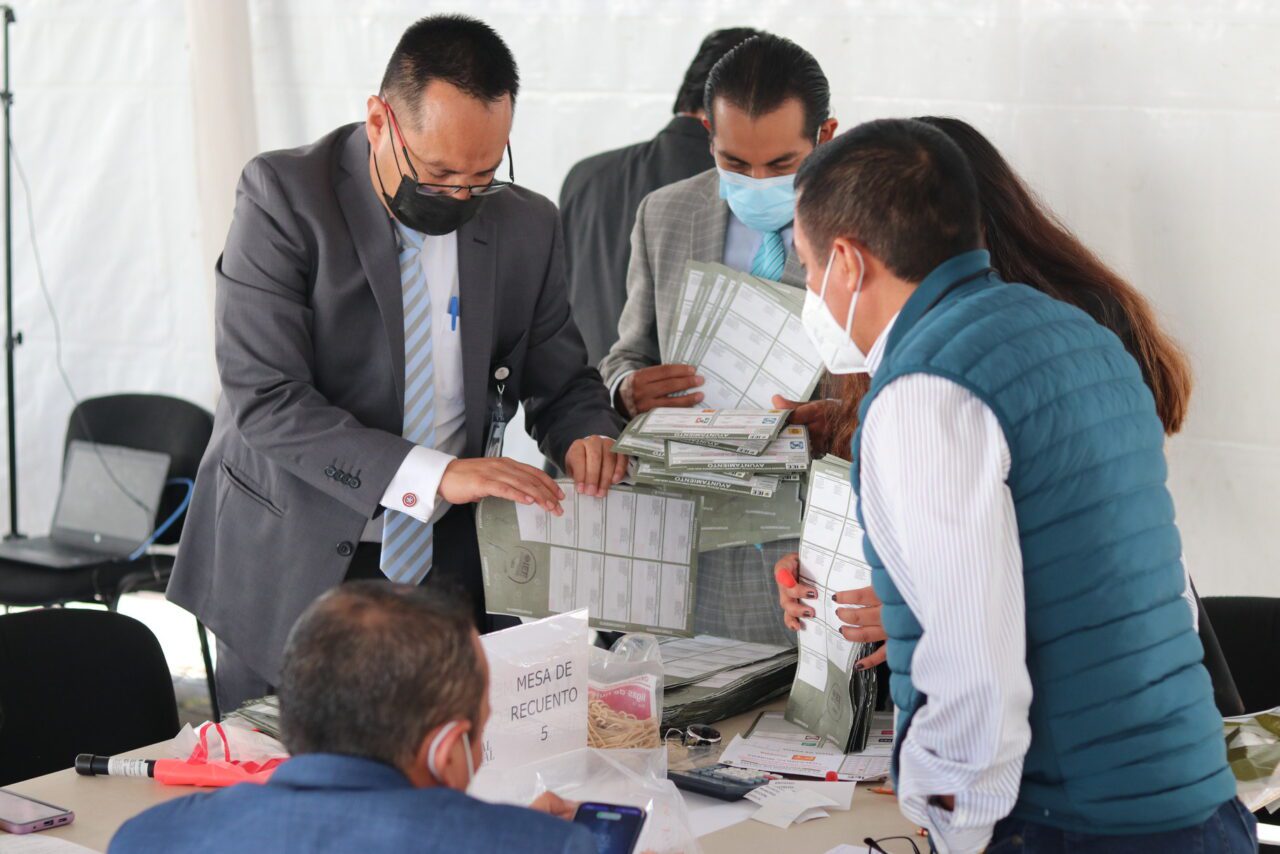 Realiza TEEP apertura de paquetes electorales y nuevo escrutinio y cómputo por expedientes en Tlaola y Xiutetelco