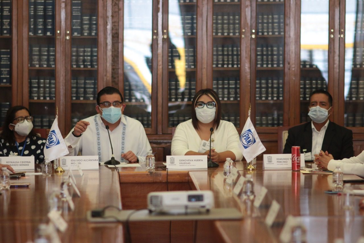 Pide Genoveva Huerta a ediles electos sumar espacios en sus gestiones para los panistas