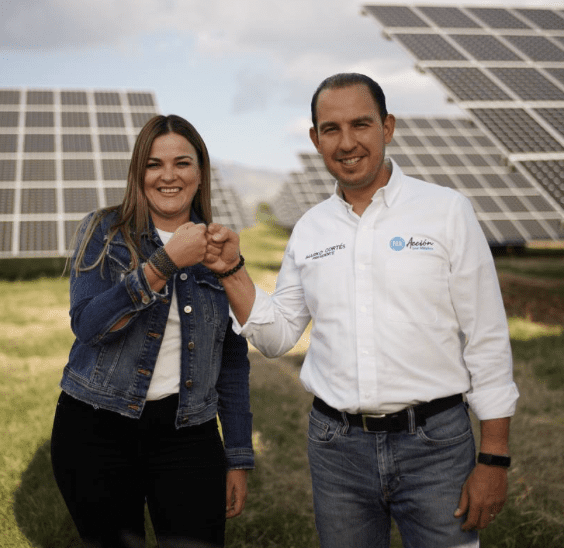 Acción Nacional realiza campaña a favor de las energías limpias y más baratas