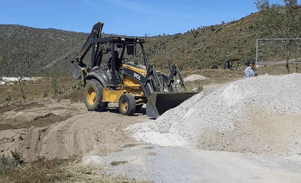 Frena Medio Ambiente operación de maquinaria en la Laguna de Alchichica