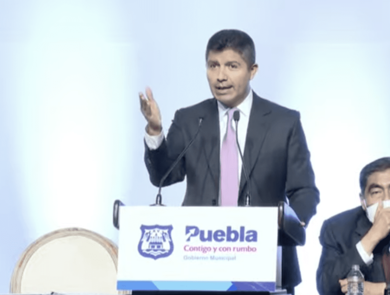 ¡Momento crucial para Puebla capital! Toma de protesta de Eduardo Rivera como presidente municipal