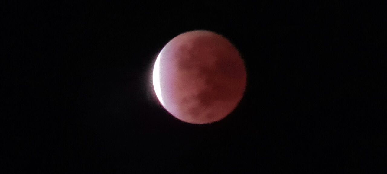 Así fue el eclipse lunar parcial más largo en 580 años