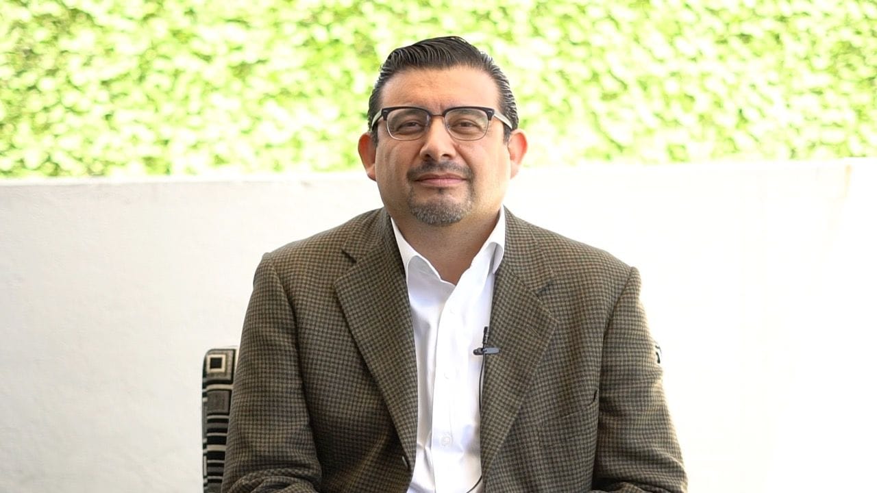 Más voluntad política para que el IEE coadyuve en comicios de juntas auxiliares, pide Eduardo Alcántara Montiel