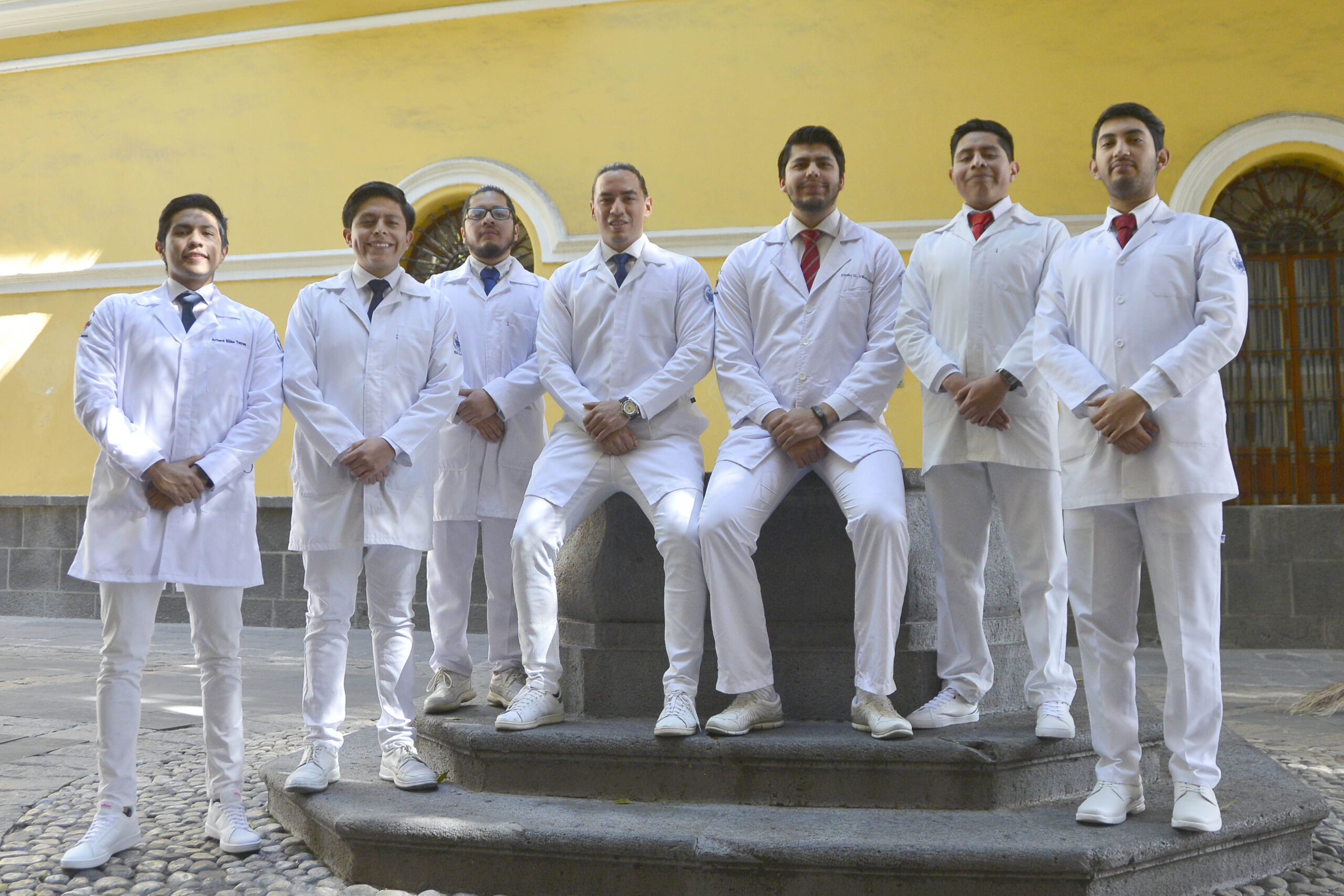 Destacan alumnos de la Facultad de Medicina en el XIII Concurso Nacional Estudiantil de Morfología