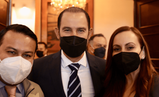 Da AMLO abrazos a los delincuentes y balazos a los periodistas: Marko Cortés