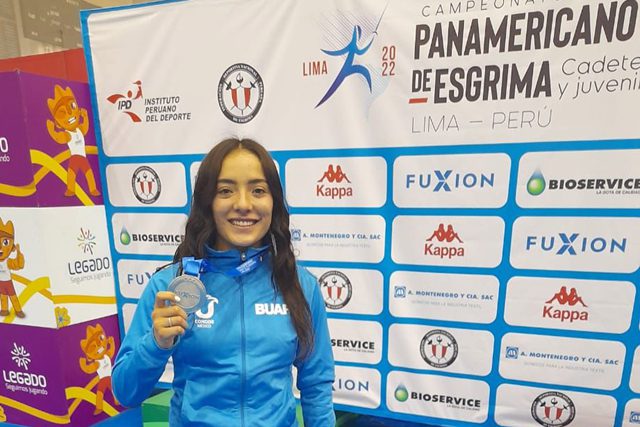 Estudiante BUAP, medalla de plata en el Campeonato Panamericano Juvenil y Cadetes de Esgrima Lima 2022￼