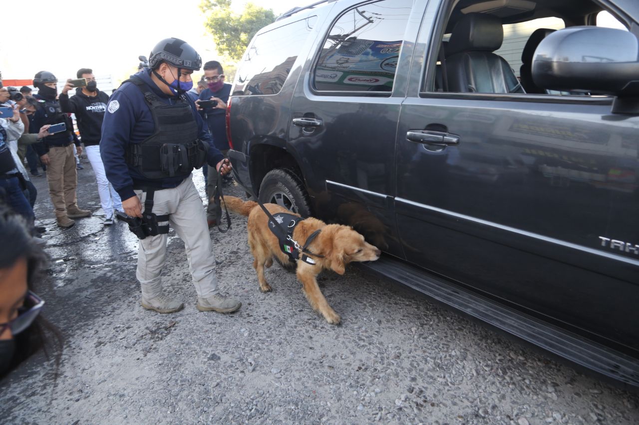 Realizan operativo policial en la Central de Abasto