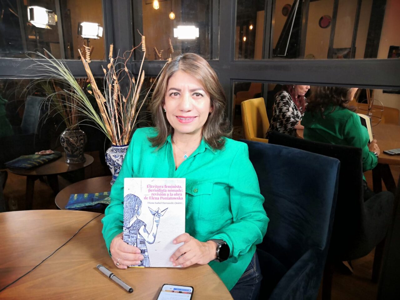 Es el mejor libro que me han escrito: Elena Poniatowska sobre la obra de Diana Hernández