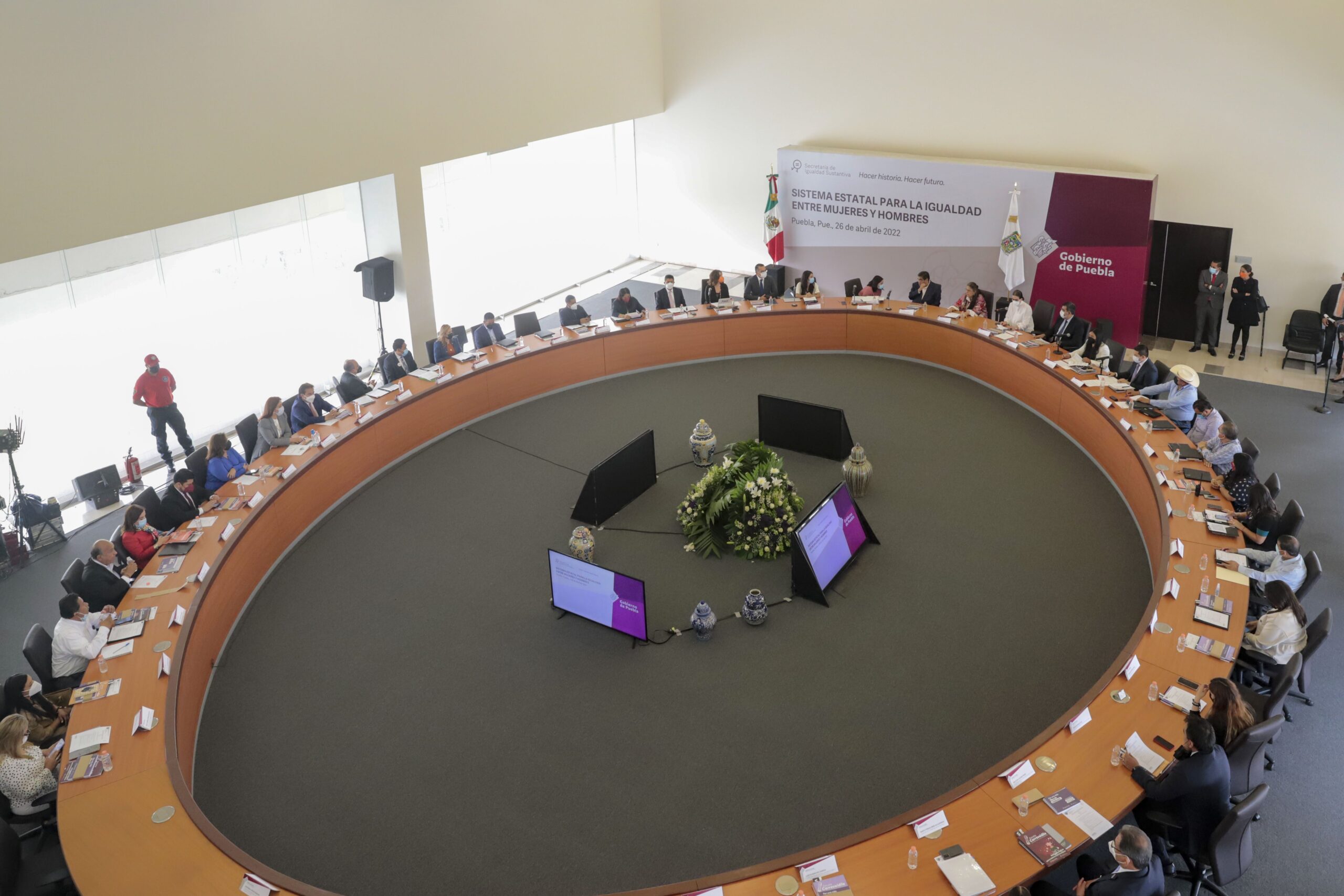 Sin simulación, Puebla garantiza paridad de género en el quehacer gubernamental: MBH