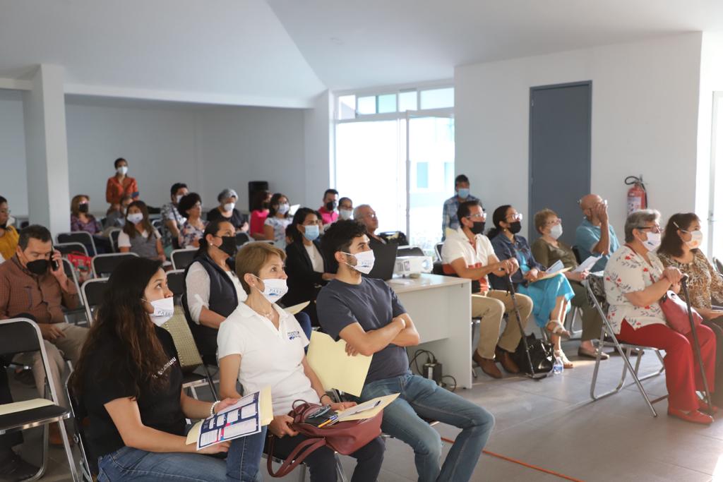 Imparte DIF Municipal de Puebla taller de nutrición a pacientes con Parkinson