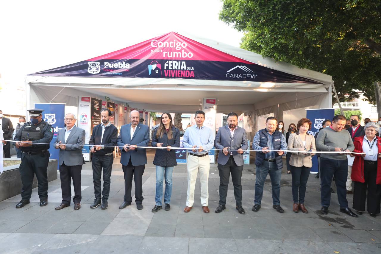 Realiza Ayuntamiento de Puebla Feria de la Vivienda, en el Jardín de El Carmen