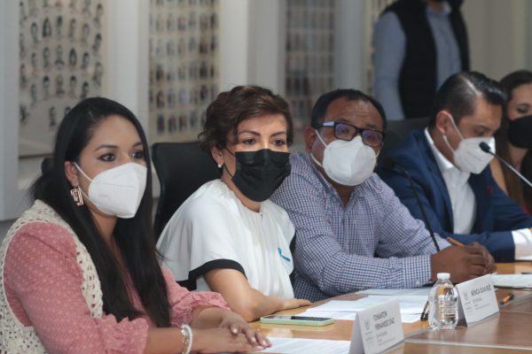Aprueban en Comisión del Congreso, exhorto para que ayuntamientos aseguren comportamiento ético de servidores públicos