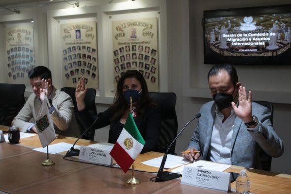 Convocan migrantes poblanos a Congreso del Estado para festividades del 5 de mayo￼