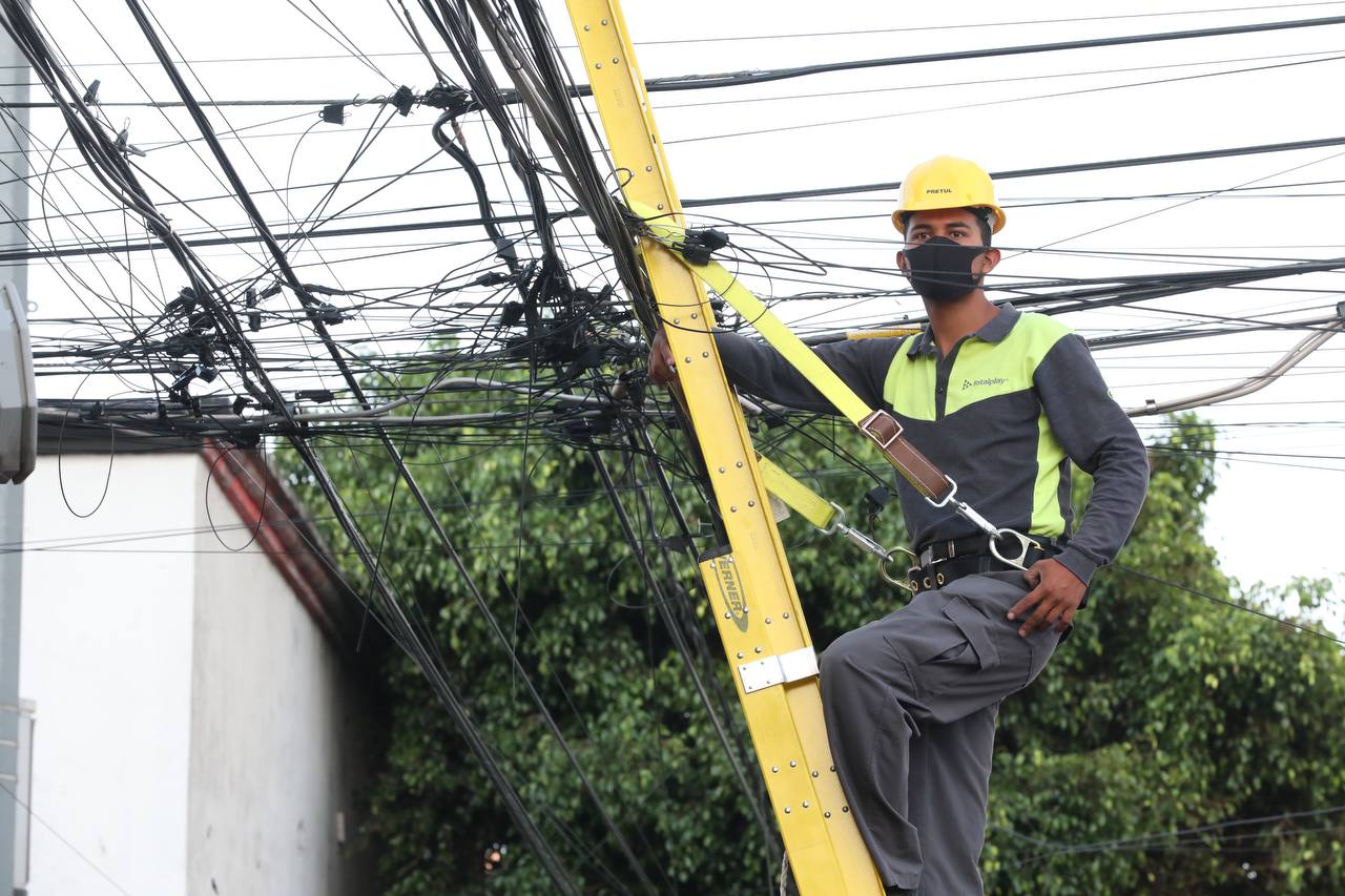 Avanza iniciativa para ordenar el cableado aéreo en el Centro Histórico de Puebla