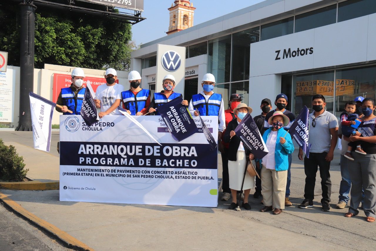 Arranca Gobierno De San Pedro Cholula el programa de bacheo en la cabecera municipal