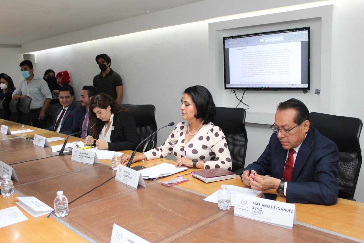 Avalan en Comisiones Unidas del Congreso, exhorto para implementar acciones que fortalezcan la salud mental y emocional, en planteles educativos￼