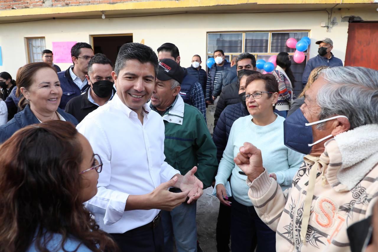 Continúa Eduardo Rivera con pavimentación de calles mediante el programa «Construyendo Contigo»