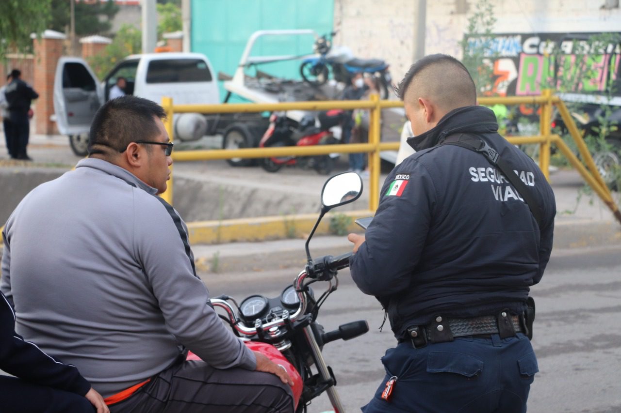 Activa SSC de San Pedro Cholula operativo de revisión de motocicletas