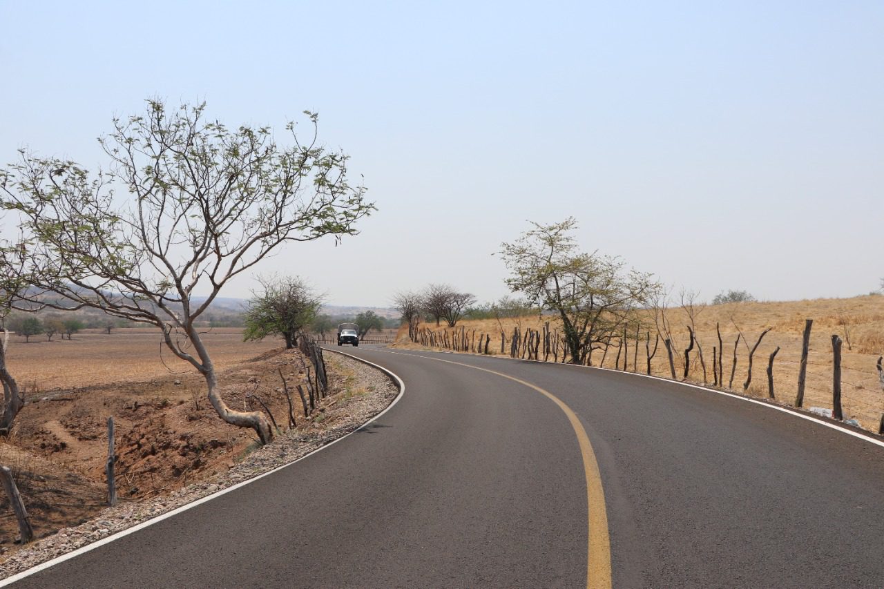 Rehabilitó gobierno de Puebla 23.5 kilómetros de la carretera Chiautla de Tapia-Ixcamilpa