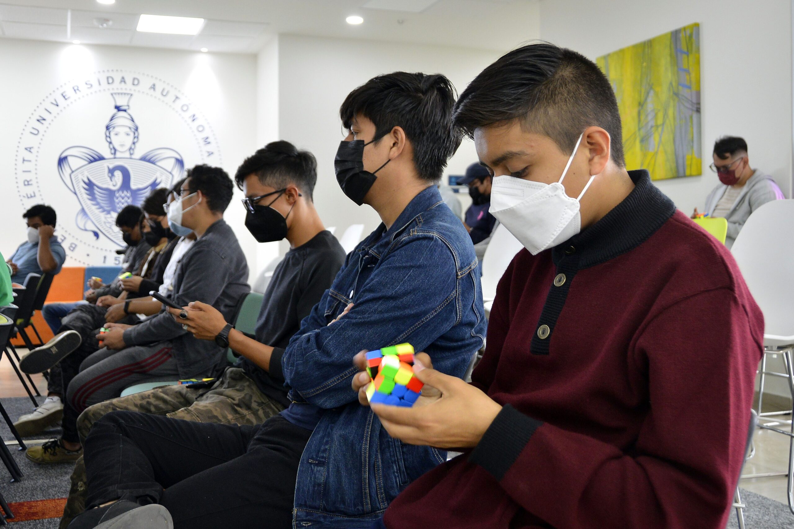 La BUAP celebra el Primer Torneo Universitario de Cubo de Rubik
