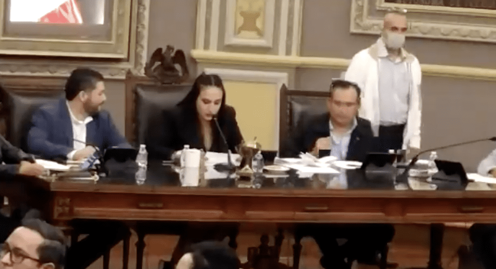 Elige Pleno de la LXI Legislatura Primera Mesa Directiva del Segundo Año 