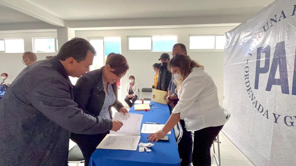 Buscan Lupita Leal y Lalo Morales encabezar el Comité Directivo Municipal del PAN en la capital poblana