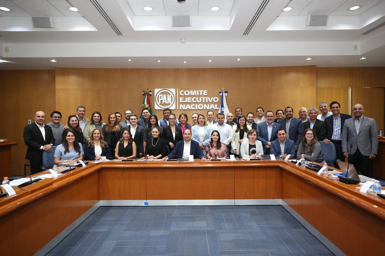 Piden dirigencia nacional y estatales del PAN frenar estrategia de seguridad y la creciente militarización del país