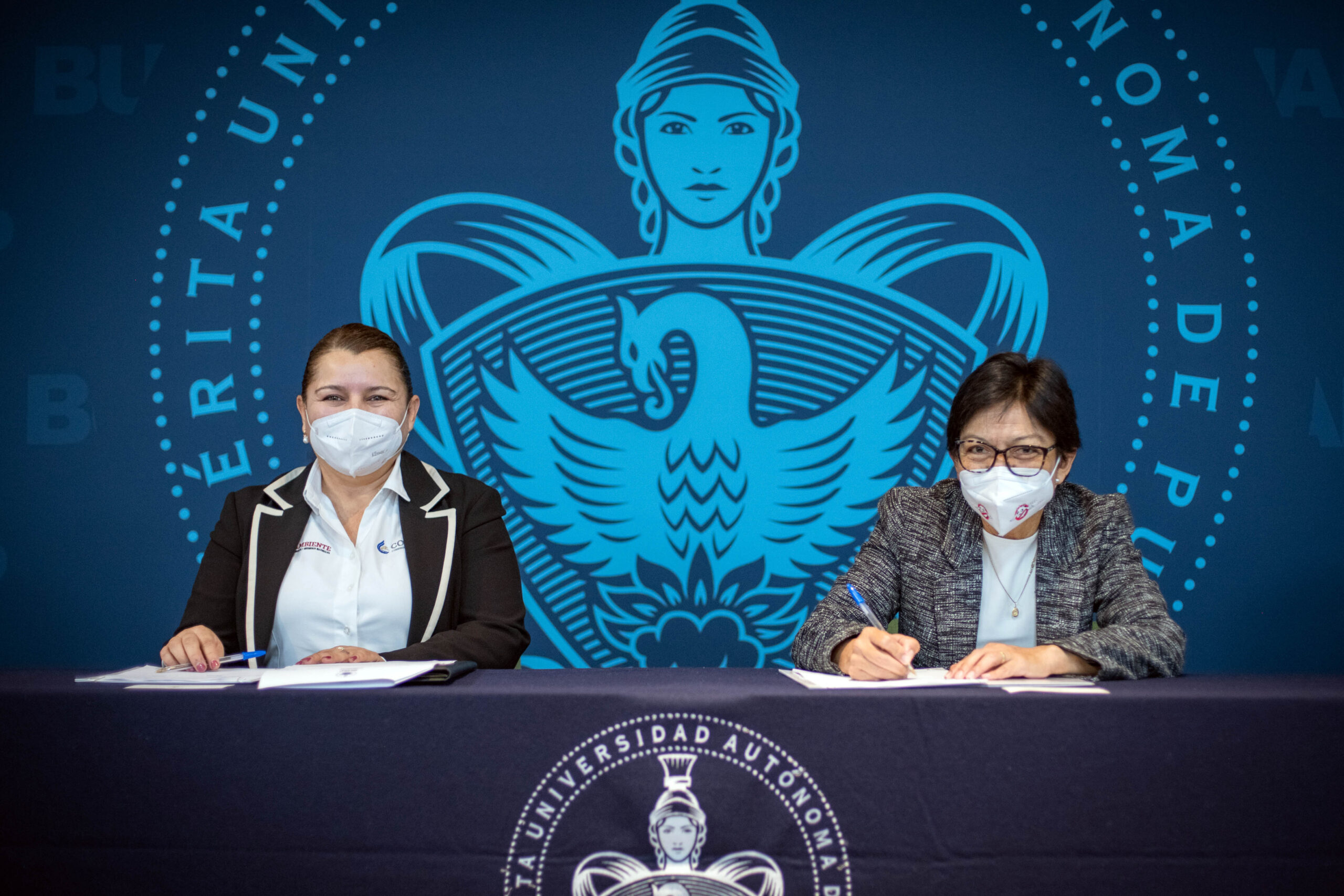 La Rectora Lilia Cedillo Ramírez signa convenio de colaboración con la Conagua￼