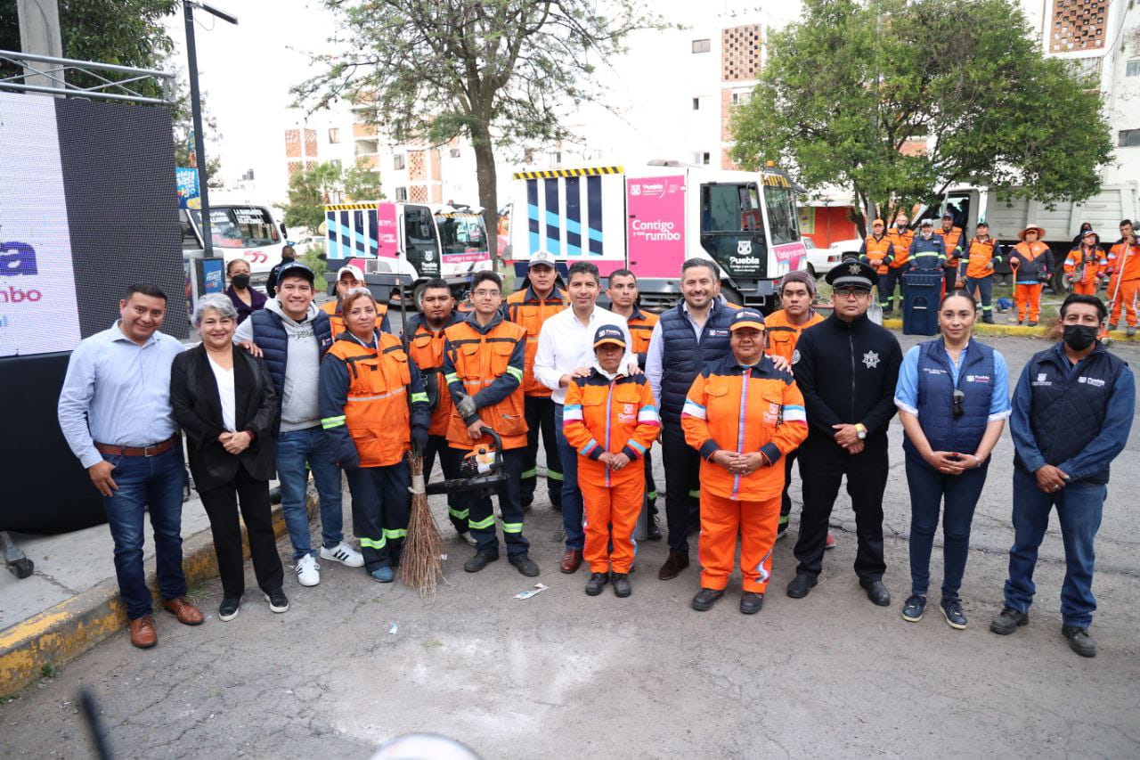 Limpia Ayuntamiento de Puebla más de 3 mil kilómetros en el primer mes del programa Limpieza Urbana Integral